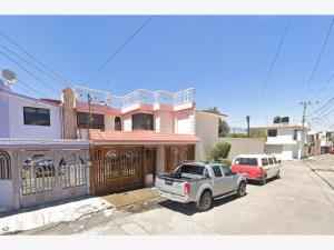 Casa en venta en Bosques del Valle 1a Sección, Coacalco de Berriozábal — foto 3 de 8
