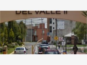 Casa en venta en Hacienda del Valle II, Toluca — foto 2 de 4