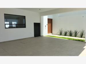 Casa en venta en Los Viñedos, Torreón — foto 2 de 26