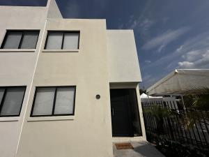 Casa en venta en Los Olvera, Corregidora — foto 2 de 32
