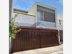 Casa en venta en Las Lomas, García — foto 2 de 21