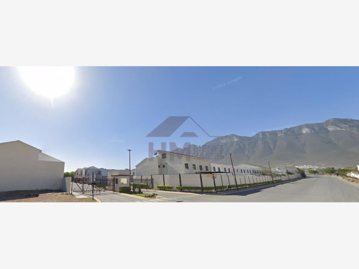 Casa en venta en Las Lomas, García — foto 1 de 21
