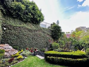 Casa en venta en Fuentes del Pedregal, Tlalpan — foto 2 de 4