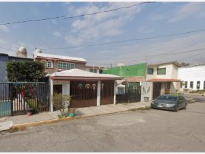 Casa en venta en Bosques del Valle 1a Sección, Coacalco de Berriozábal — foto 3 de 9