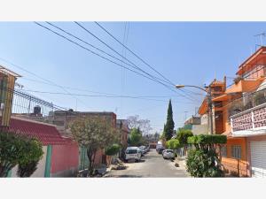 Casa en venta en Agua Azul, Nezahualcóyotl — foto 2 de 10