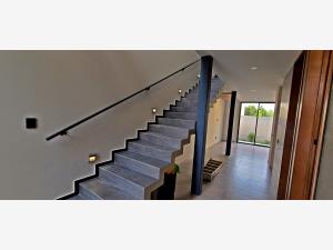 Casa en venta en Valle Imperial, Zapopan — foto 2 de 36