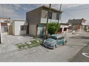 Casa en venta en FOVISSSTE Nueva los Ángeles, Torreón — foto 2 de 6