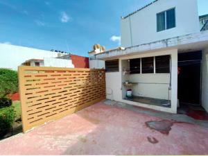 Casa en venta en Adolfo Lopez Mateos, Centro — foto 2 de 25