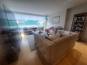 Departamento en venta en Hacienda de las Palmas, Huixquilucan — foto 2 de 32
