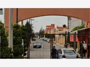 Casa en venta en Jardines de Tultitlán, Tultitlán — foto 2 de 4