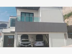 Casa en venta en Huertas 2da. Sección, Tijuana, Baja California Casa en venta en Huertas 2da. Sección, Tijuana, Baja California
