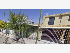 Casa en Jardines Coloniales, Saltillo, Coahuila de Zaragoza