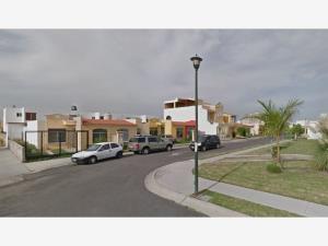 Casa en venta en Villa Fontana, San Pedro Tlaquepaque — foto 3 de 11