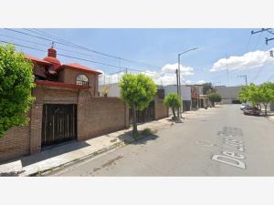 Casa en Republica Poniente, Saltillo, Coahuila de Zaragoza
