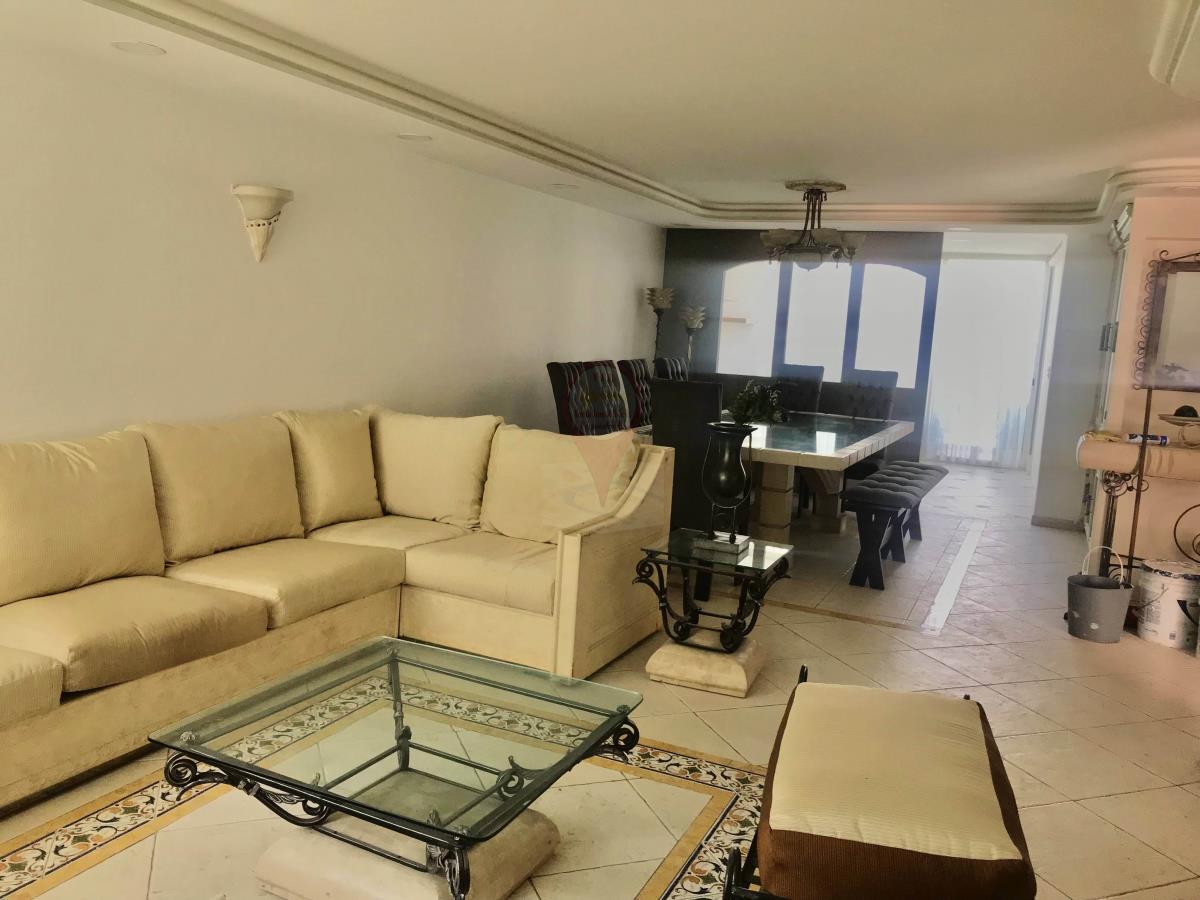 Casa en venta en Interlomas, Huixquilucan — foto 1 de 16