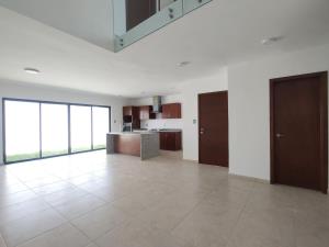 Casa en venta en Lomas de la Rioja, Alvarado — foto 2 de 30