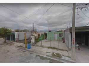 Casa en venta en Cadereyta Jimenez Centro, Cadereyta Jiménez — foto 2 de 7