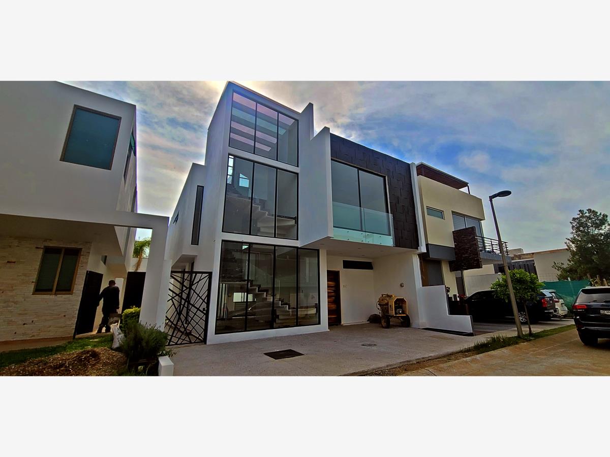 Casa en venta en Valle Imperial, Zapopan — foto 1 de 38