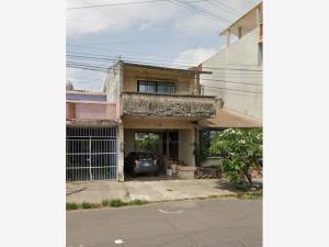Casa en Empleados Municipales, Veracruz, Veracruz de Ignacio de la Llave