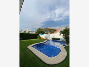 Casa en Lomas de Cocoyoc, Atlatlahucan, Morelos
