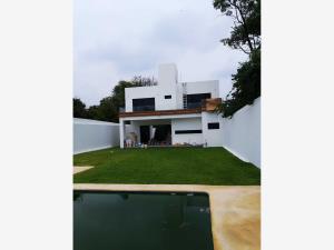 Casa en Altos de Oaxtepec, Yautepec, Morelos
