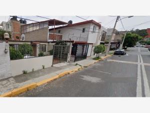 Casa en venta en Valle de Santa Mónica, Tlalnepantla de Baz — foto 2 de 9
