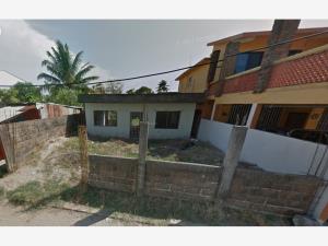 Casa en Electricistas, Coatzacoalcos, Veracruz de Ignacio de la Llave