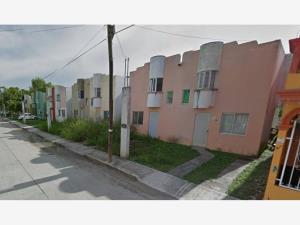 Casa en remate en Villas de San Clemente, Álamo Temapache, Veracruz de Ignacio de la Llave