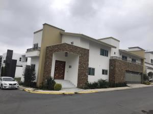 Casa en renta en Valle de Cristal, Monterrey — foto 2 de 4