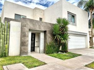 Casa en venta en Las Villas, Torreón — foto 2 de 31