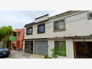 Casa en venta en Santa Cecilia, Monterrey — foto 3 de 15