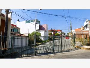 Casa en Venta en Fraccionamiento Camino Real, Puebla - 3 Recámaras y Jardín