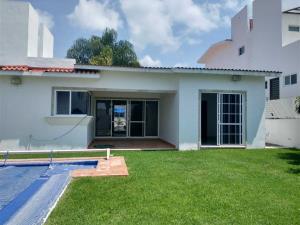 Casa en Lomas de Cocoyoc, Atlatlahucan, Morelos