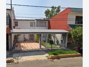 Casa en venta en Valle de Santa Mónica, Tlalnepantla de Baz — foto 2 de 9