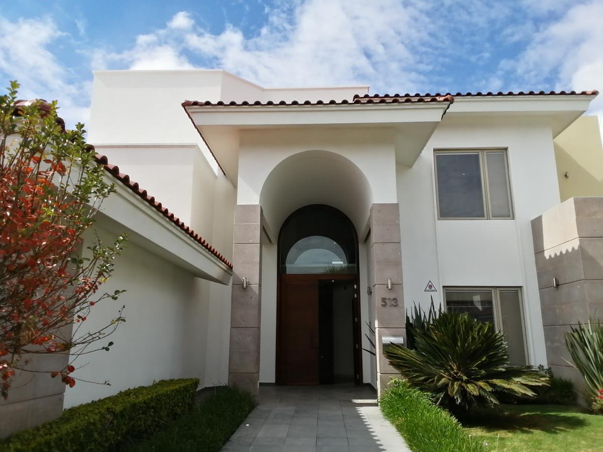 Casa en venta en Campestre Celaya, Celaya — foto 1 de 57