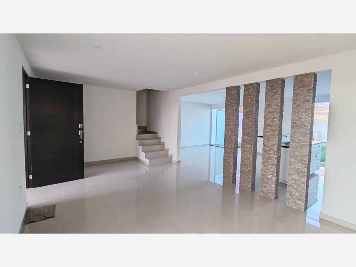 Casa en venta en Santiago Xicohtenco, San Andrés Cholula — foto 1 de 22