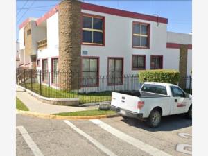 Casa en venta en Jardines del Country, Guadalajara — foto 2 de 8