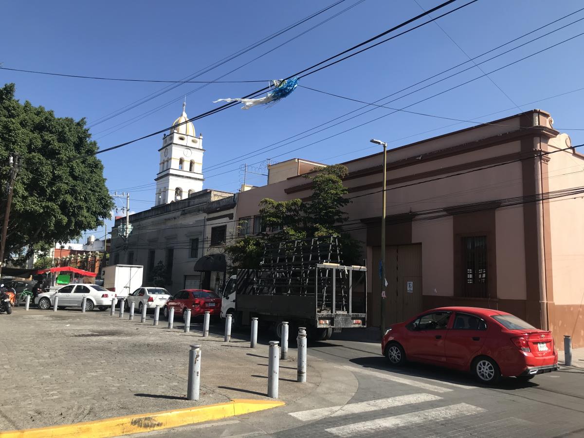 Edificio en venta en Analco, Guadalajara — foto 1 de 33