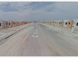 Casa en venta en San Valentín, Reynosa — foto 2 de 6