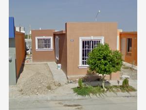 Casa en Loma Real, Reynosa, Tamaulipas