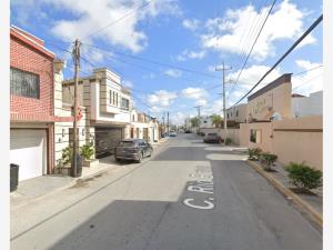 Casa en venta en Las Fuentes Sección Lomas, Reynosa — foto 3 de 6