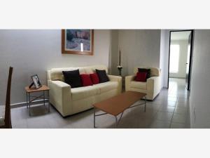 Casa en venta en Lomas de la Providencia, Silao de la Victoria — foto 3 de 11