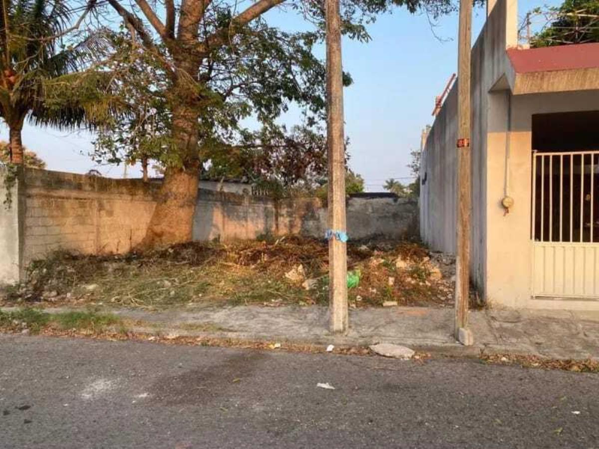 Terreno en venta en Venustiano Carranza, Boca del Río — foto 1 de 3