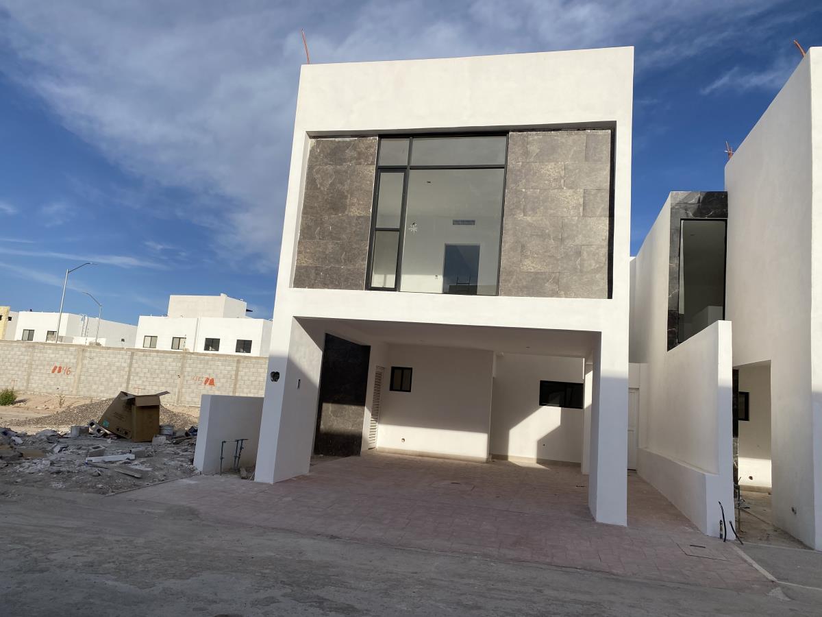 Casa en venta en Los Viñedos, Torreón — foto 1 de 17