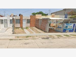 Casa en venta en Jardines de Echeveste, León — foto 3 de 15