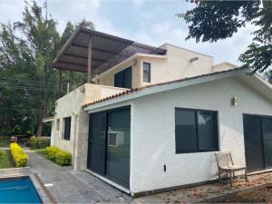 Casa en Lomas de Cocoyoc, Atlatlahucan, Morelos