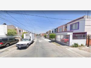 Casa en venta en Parques Del Nilo, Guadalajara — foto 3 de 10