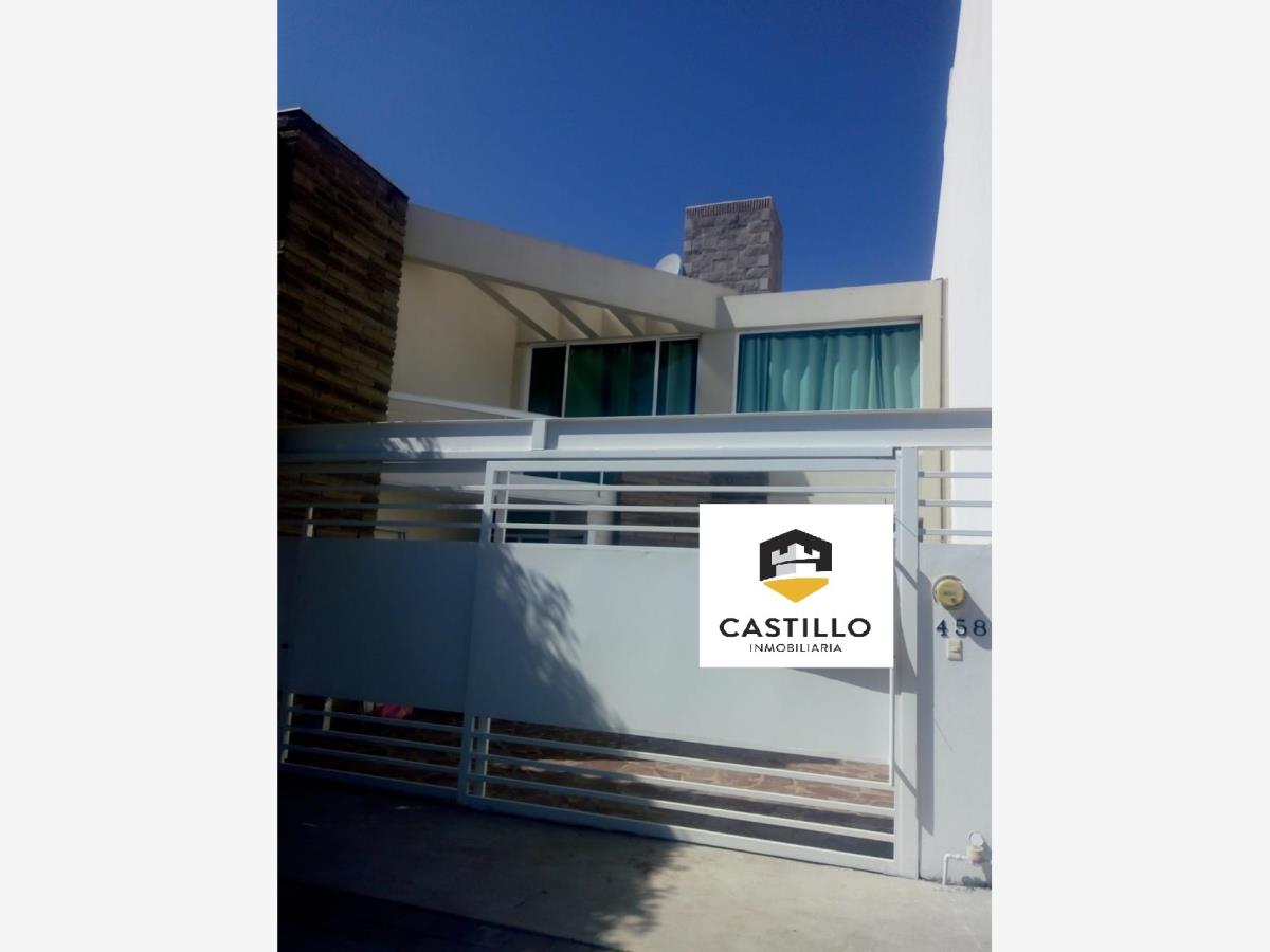 Casa en renta en El Cortijo, Irapuato — foto 1 de 20