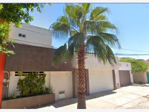 Casa en venta en Torreon Jardin, Torreón — foto 2 de 4
