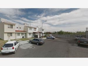 Casa en venta en La Toscana Residencial, Celaya — foto 2 de 10